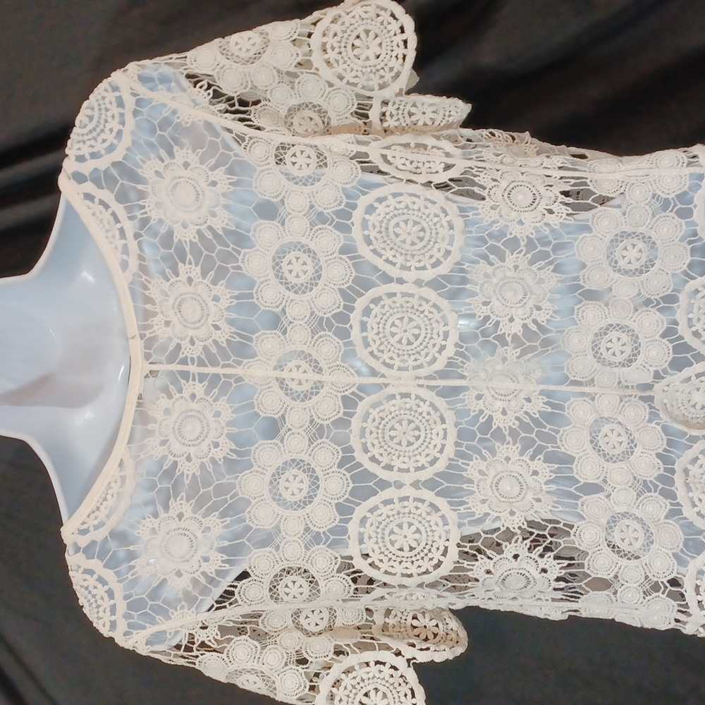 Charlotte Russe crotchet top - Picture 6 of 10
